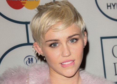Miley Cyrus s Pixie frizuro